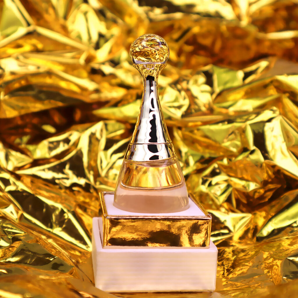 DIOR J'Adore L'Or Essence de Parfum, Photo Of Joy Style Trends Media